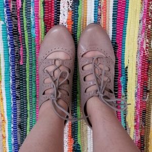 Lace Up Taupe 1920s Style Heels